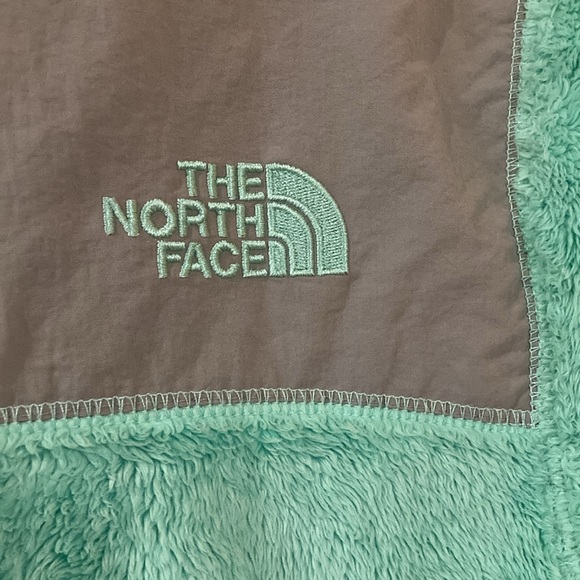 The North Face Denali Girls Fleece Jacket - Picture 3 of 9